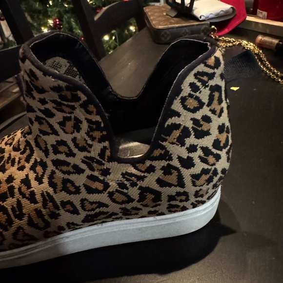 Slight wedge sneakers - Picture 4 of 4